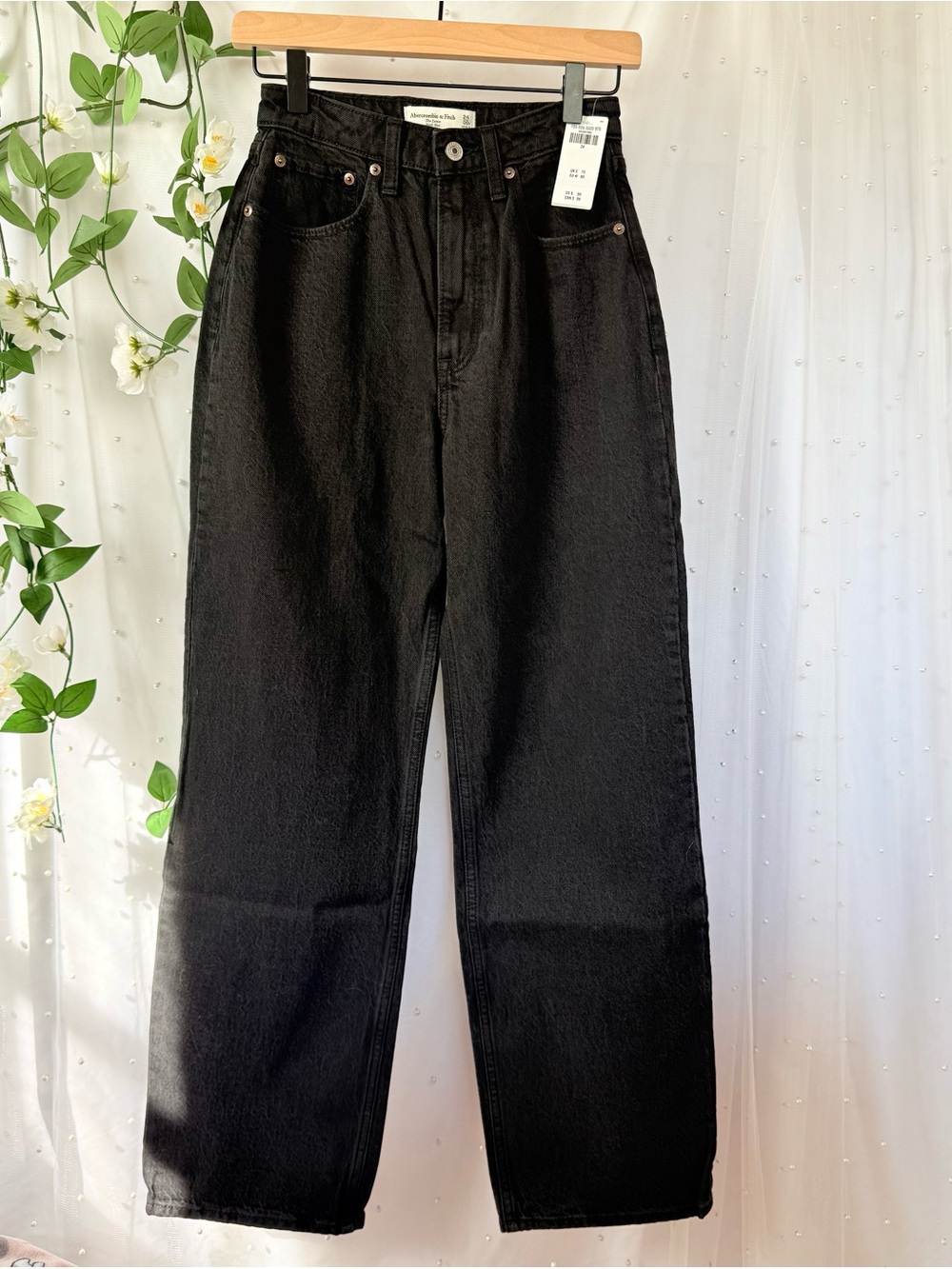 Abercrombie & Fitch "Curve Love" High Rise Loose Jeans